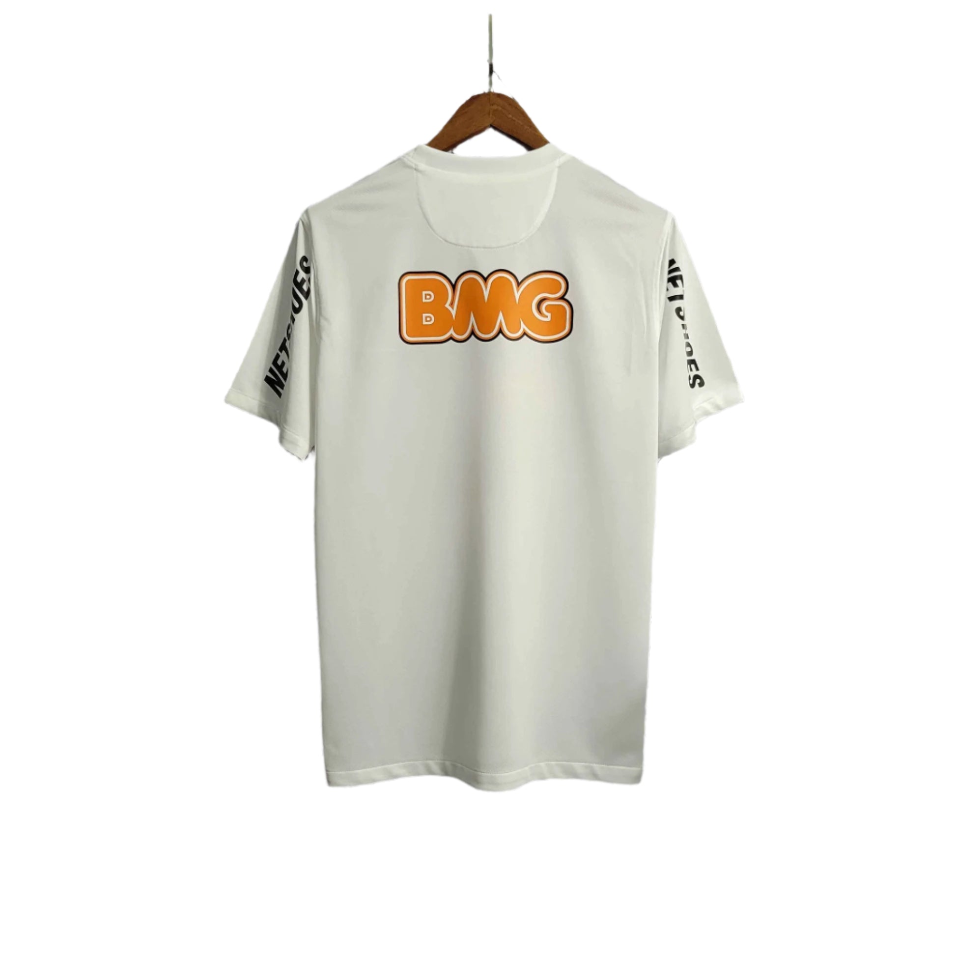 Santos Home 12/13 football jersey breathable fabric detail