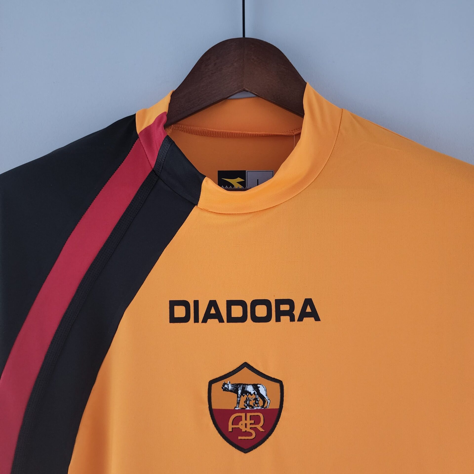 Roma Home 05/06 football jersey premium quality