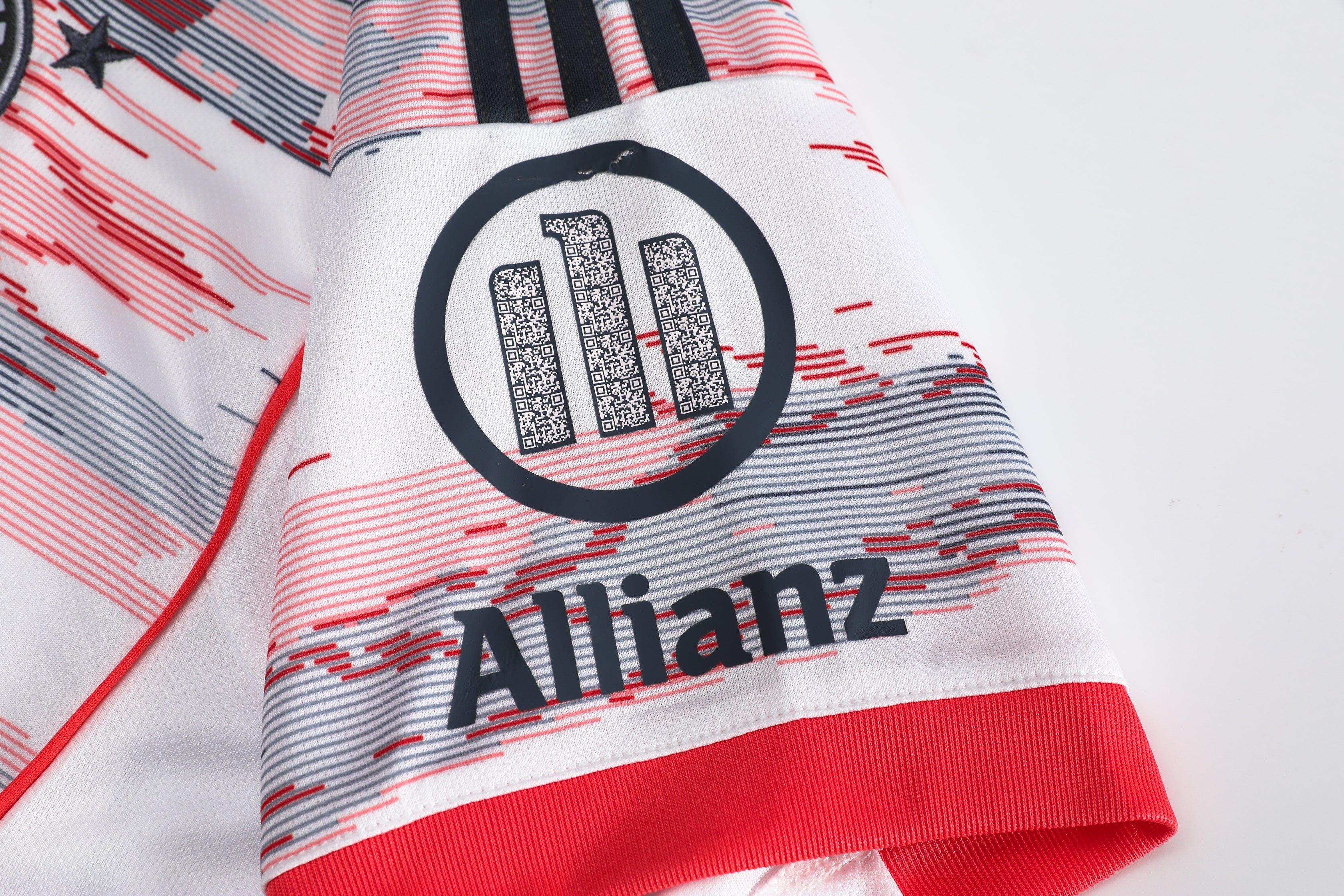 Bayern Munich Away Full Set 25/26 Fan Edition