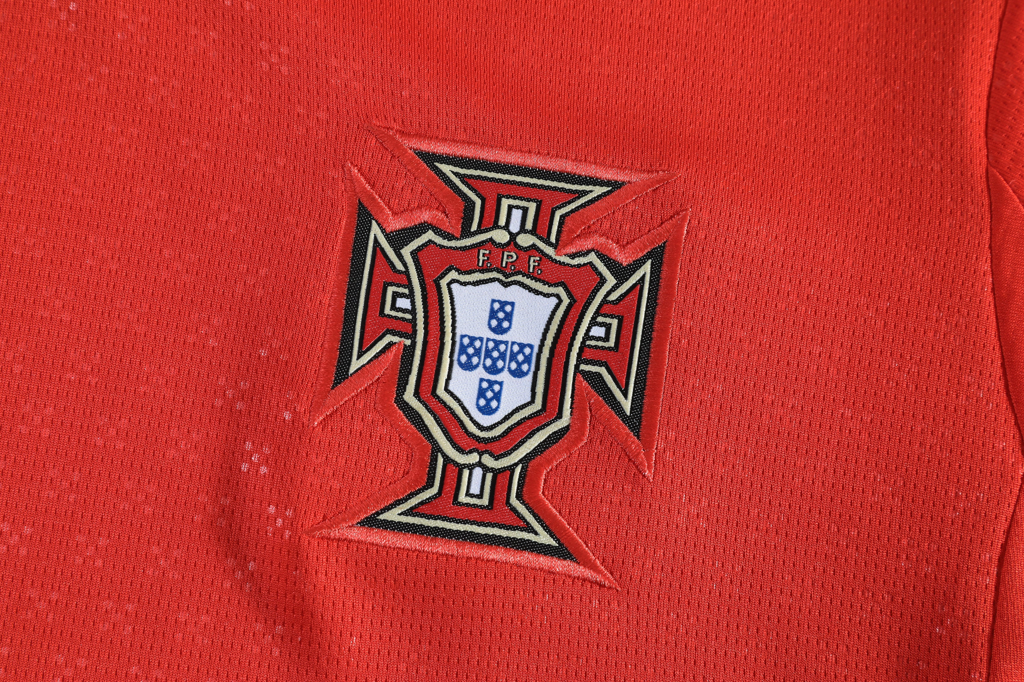 Portugal Home 25/26 full set worn by model