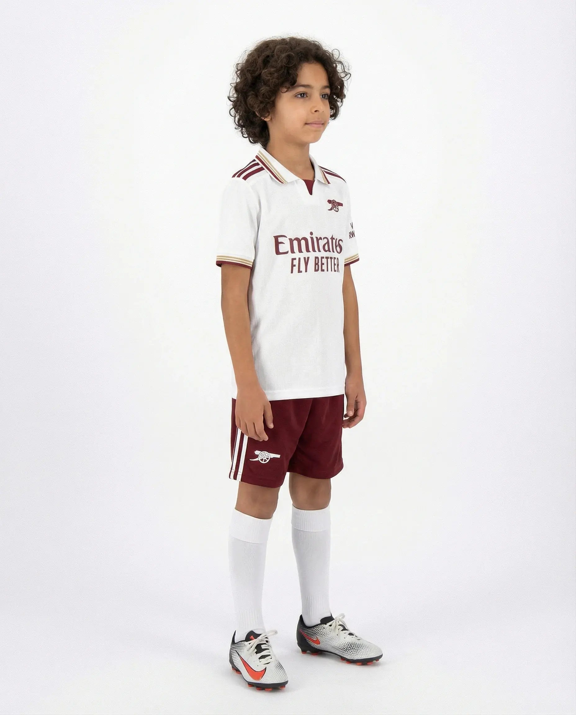Arsenal kids football kit in Qatar