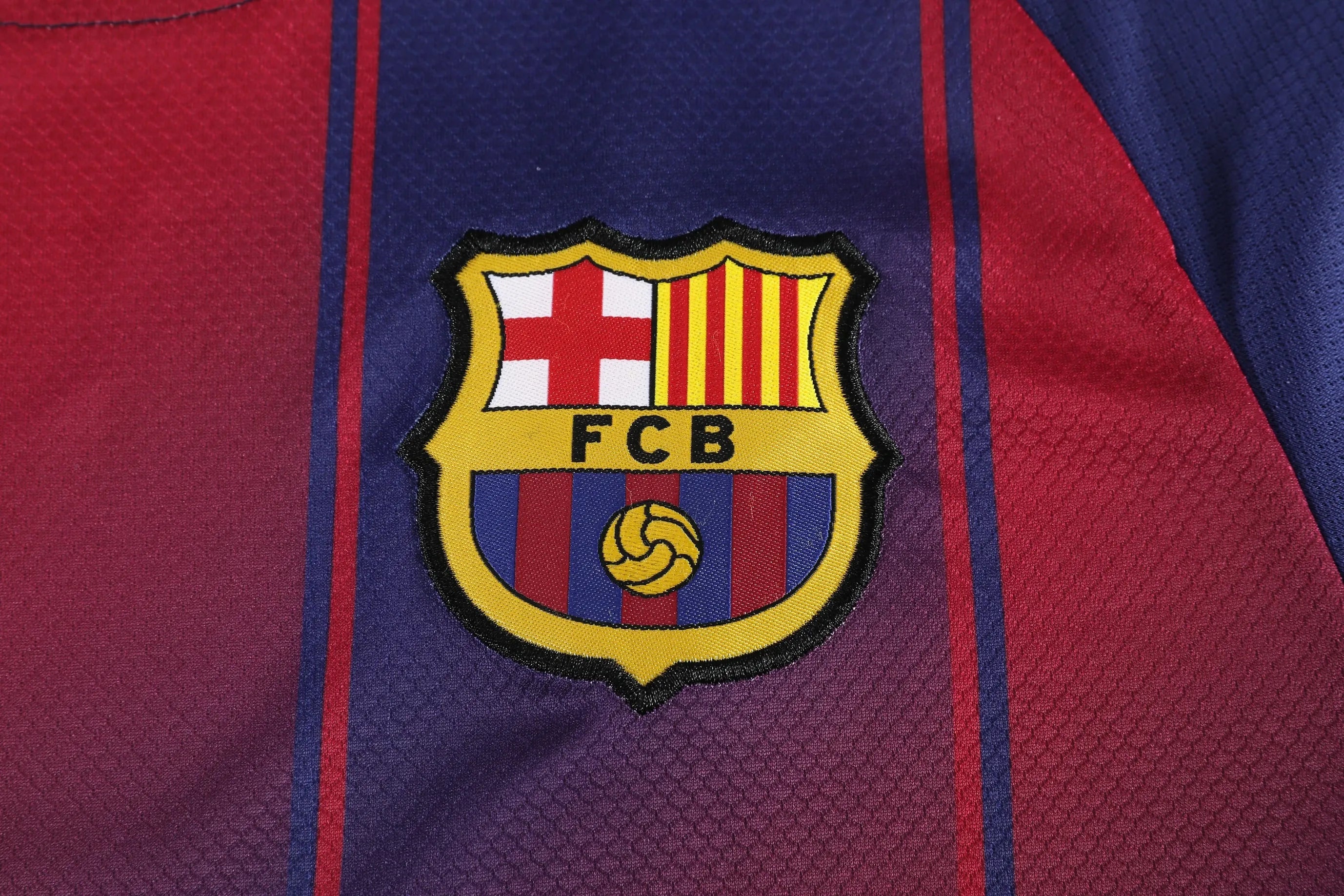 Barcelona home kit set in Qatar