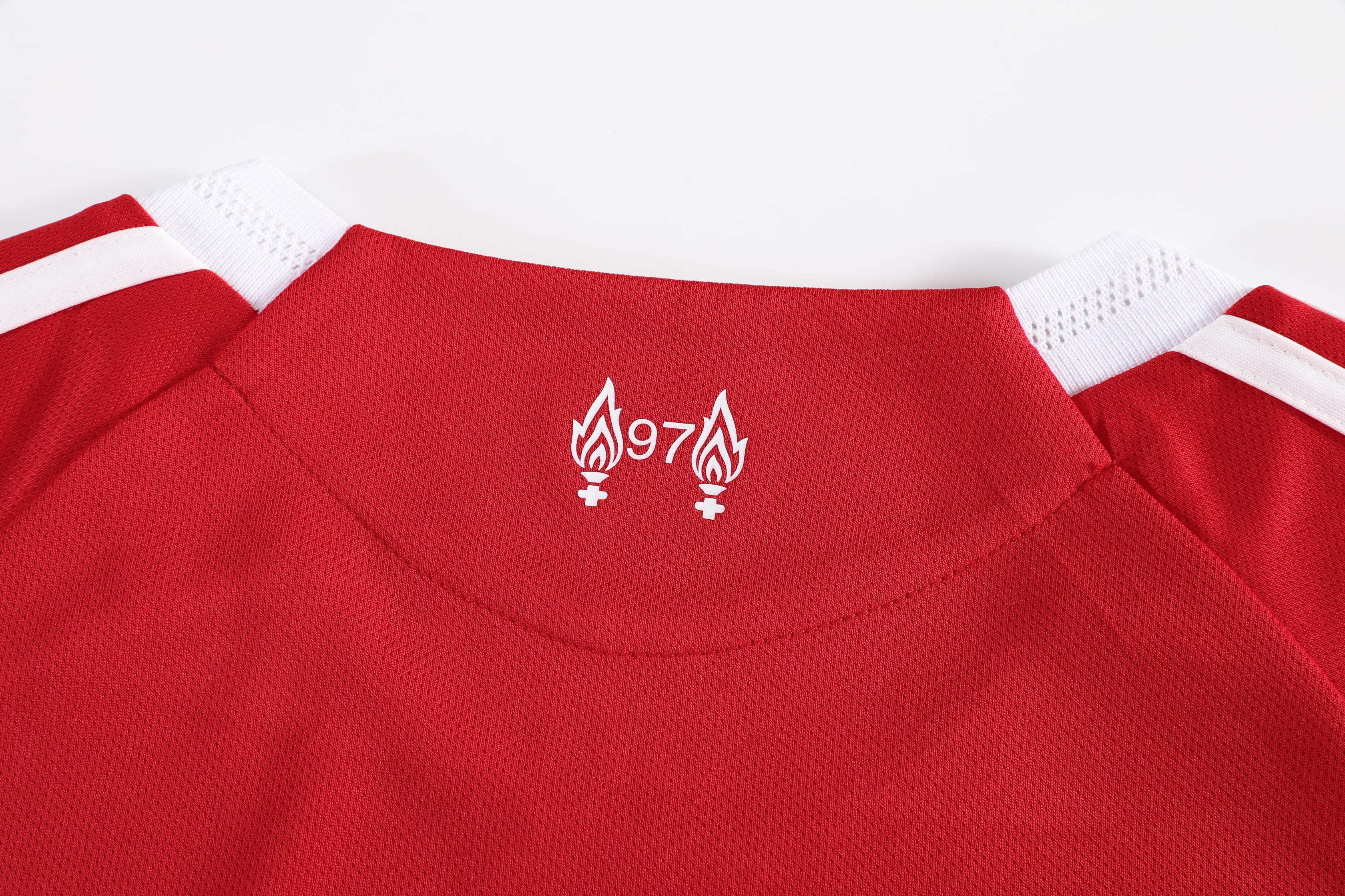 Liverpool Home 25/26 full set complete football outfit