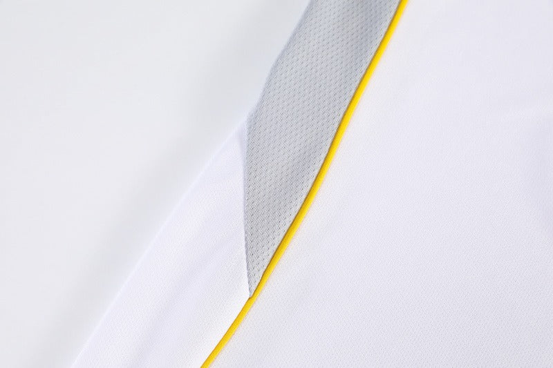 Real Madrid Home 25/26 full set worn by model