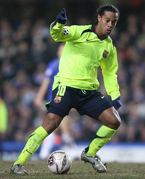 Barcelona Away 05/06 Retro Jersey