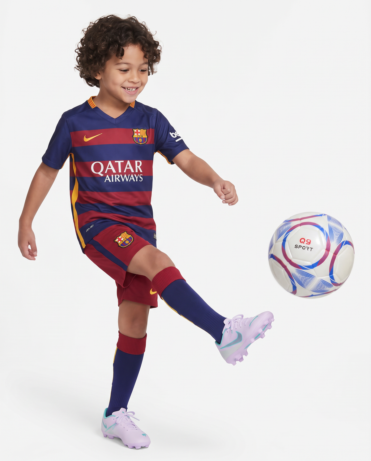طقم برشلونة الأساسي الكلاسيكي لموسم 15/16 للأطفال