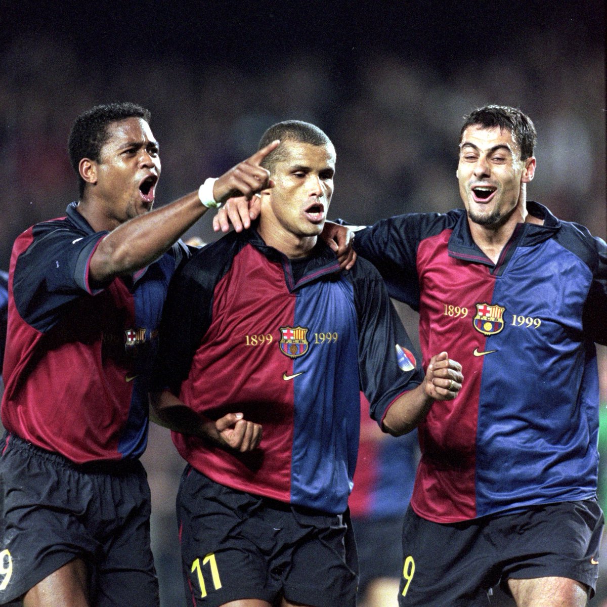 Barcelona Home 99/00 Retro Jersey