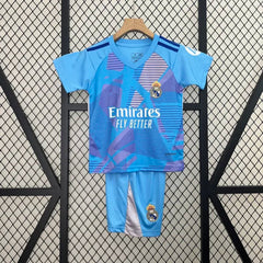 طقم حارس ريال مدريد