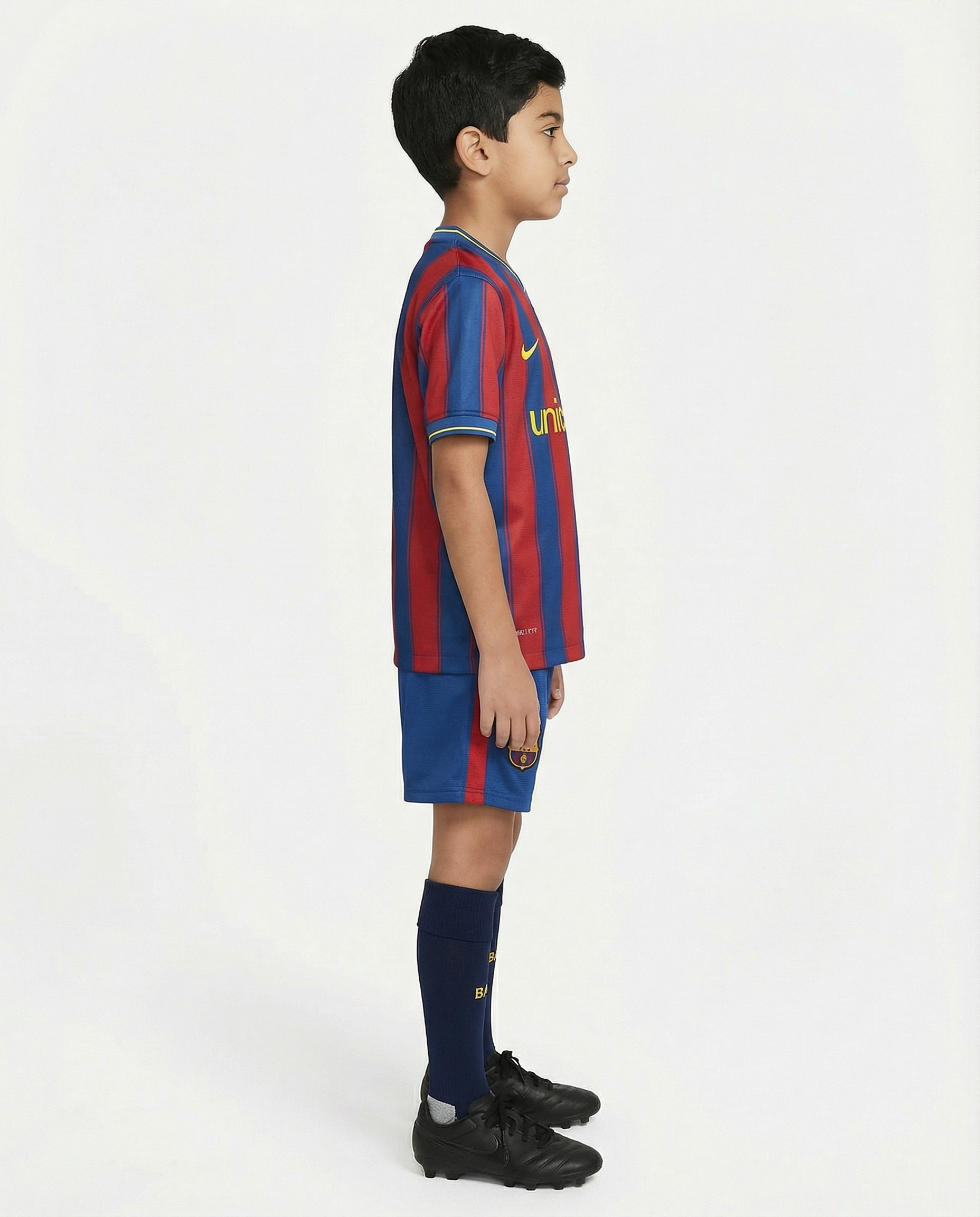 Barcelona Home 09/10 Kids Kit
