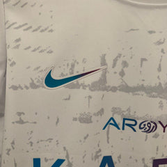 طقم النصر الثالث للأطفال 23/24 مع الجوارب